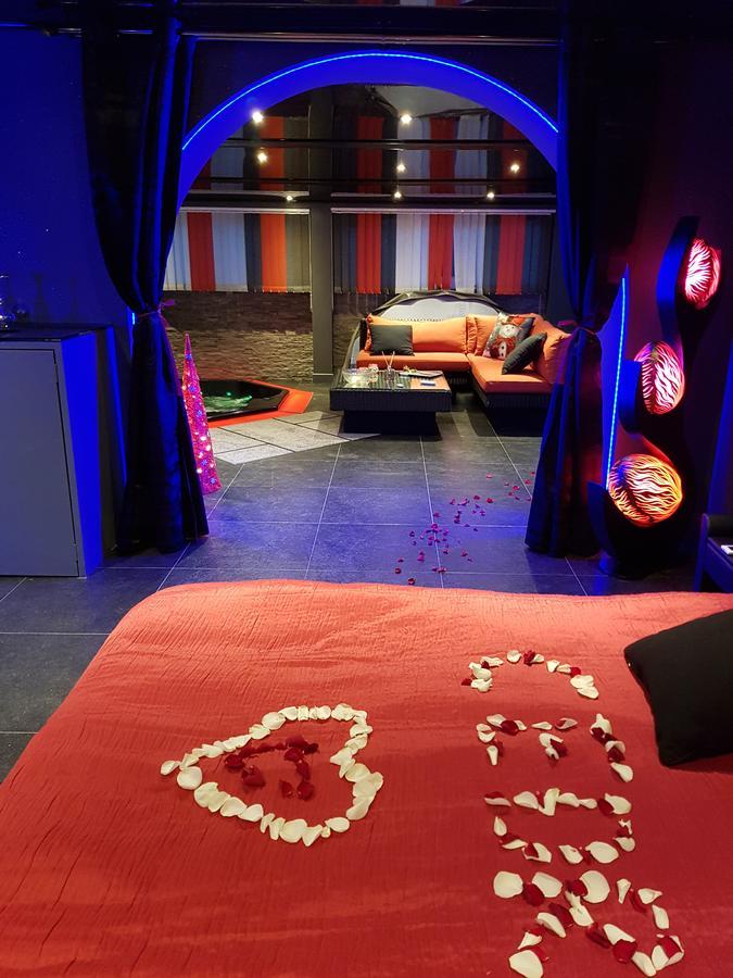 L'Eveil Des Sens Hotel Chateauneuf-le-Rouge Luaran gambar